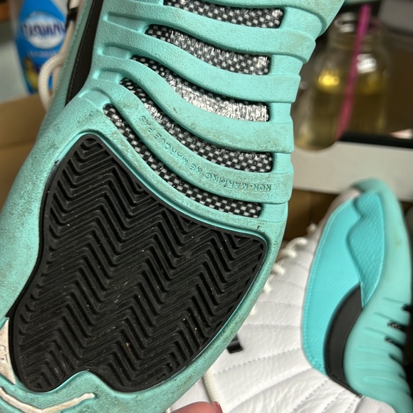 Size 4 white teal barely used like new - Picture 4 of 5